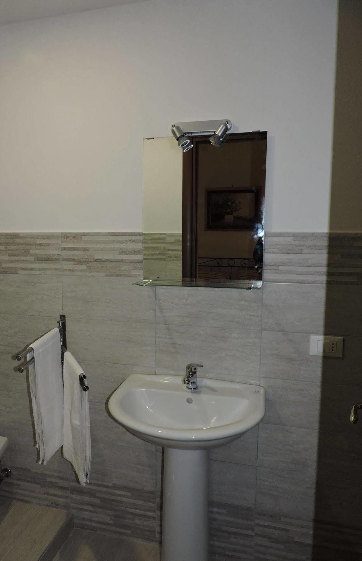 Bed & Breakfast Living Ottaviano Roma